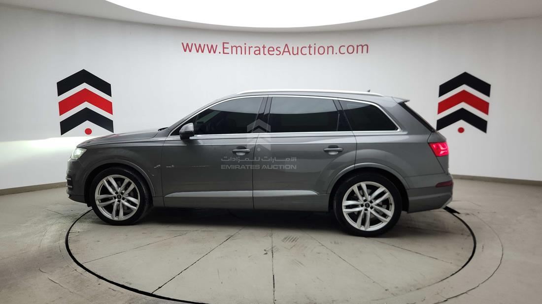2017 Audi Q7 — Left Full View — Photo 41