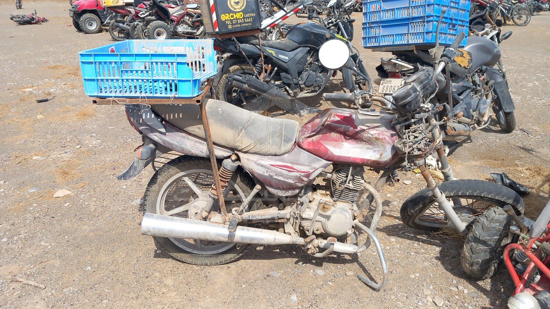 0 BAJAJ 100CT VIN: MD2DDDUZZRWE07236