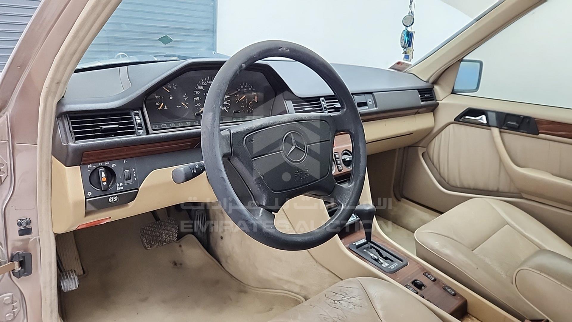 1994 MERCEDES E 280 VIN: WDB1240281C086347