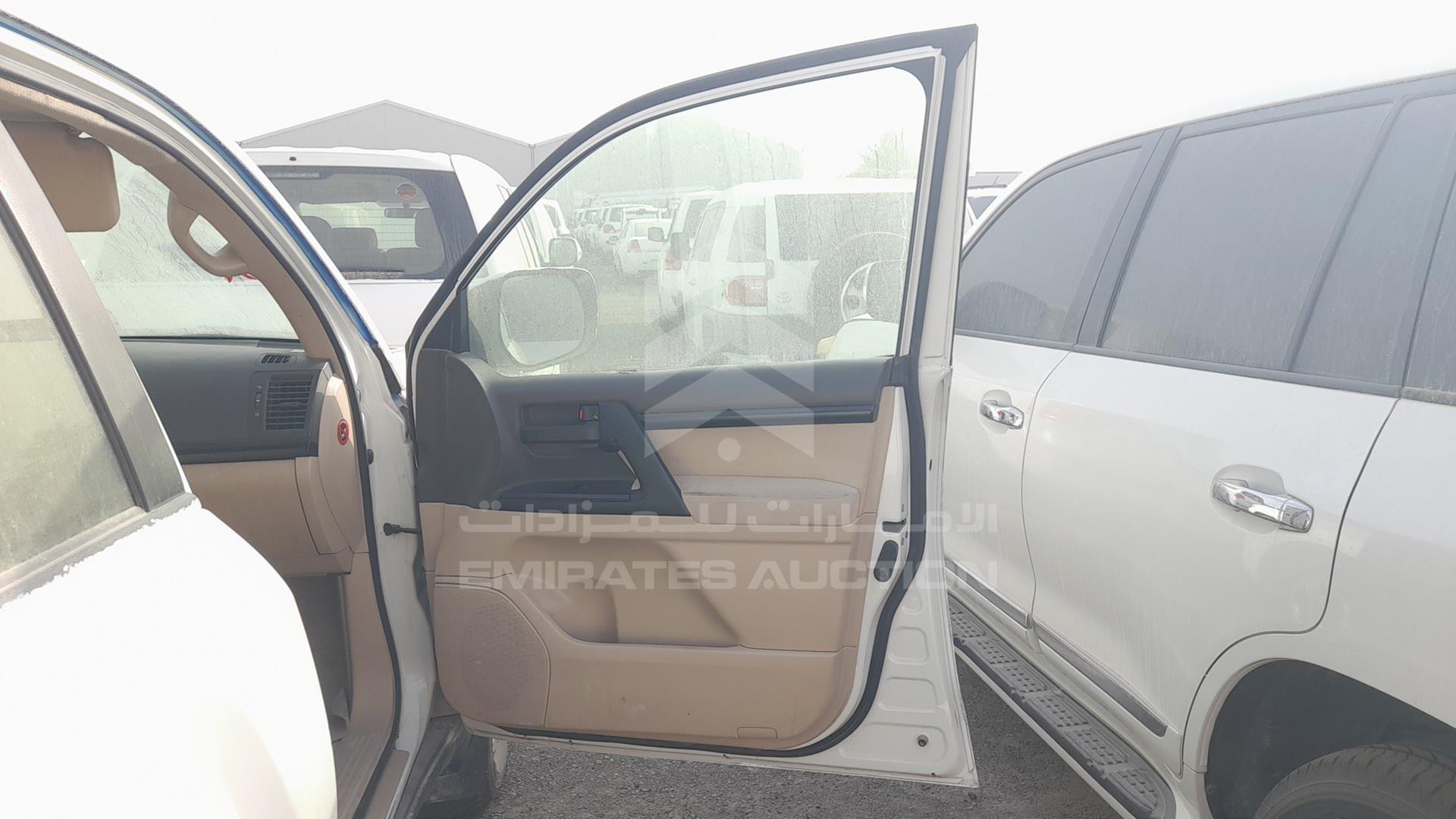 2013 TOYOTA LAND CRUISER VIN: JTMDU09J0D5064971