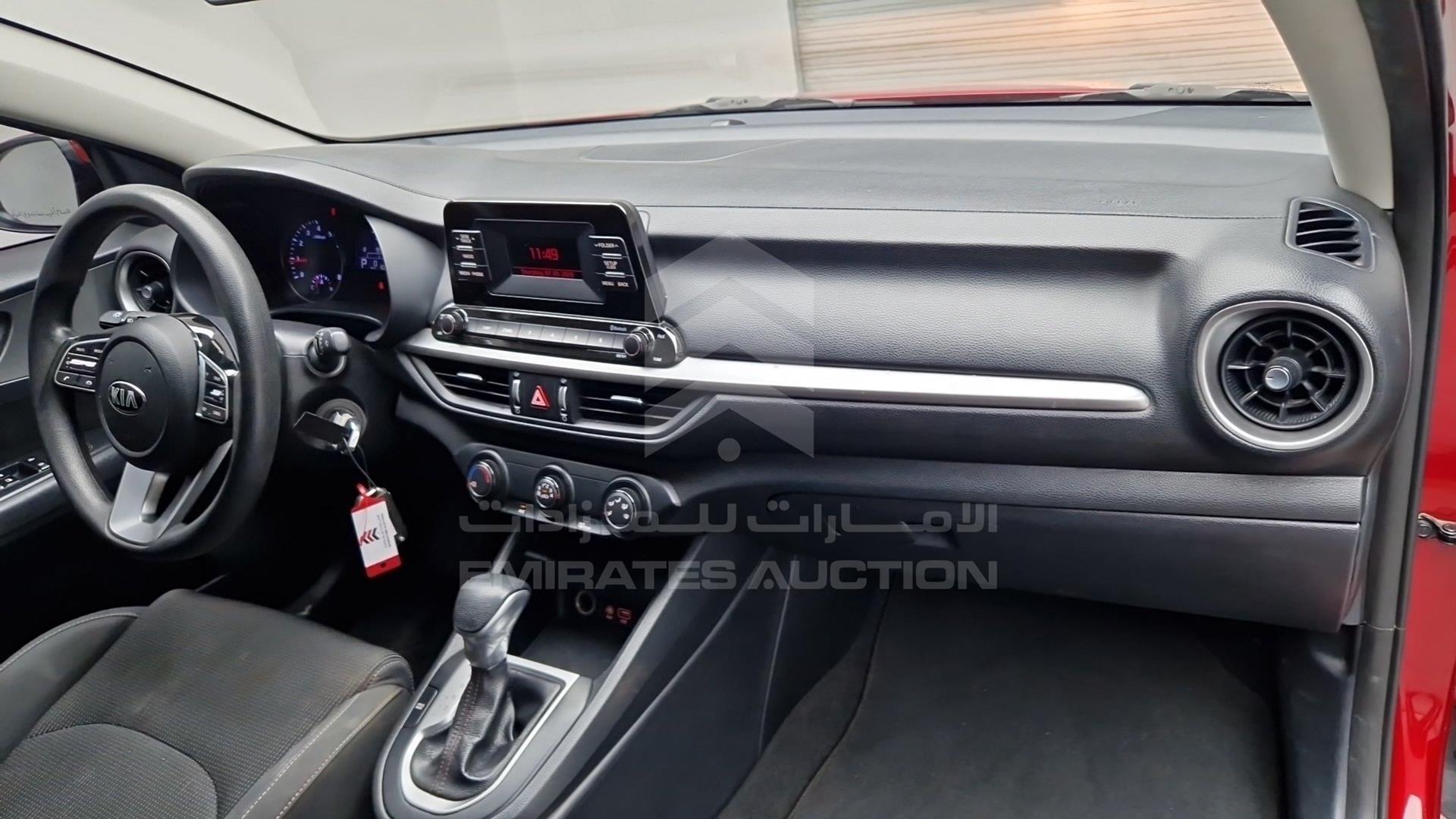 2020 KIA CERATO VIN: KNAF24168L5856889