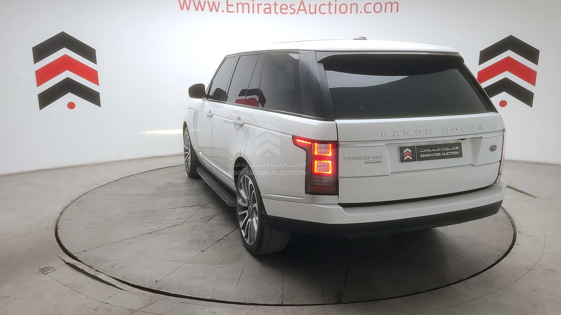 2015 RANGE ROVER VOGUE VIN: SALGA2DF3FA220010