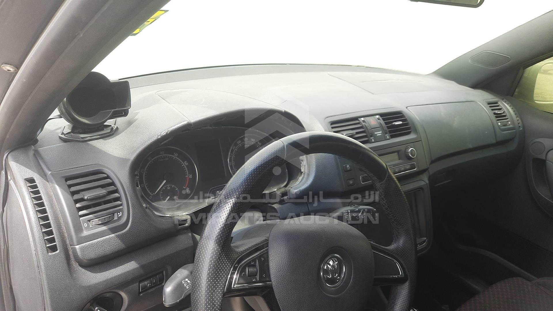 2014 SKODA FABIA VIN: TMBEP2NC8E3990109