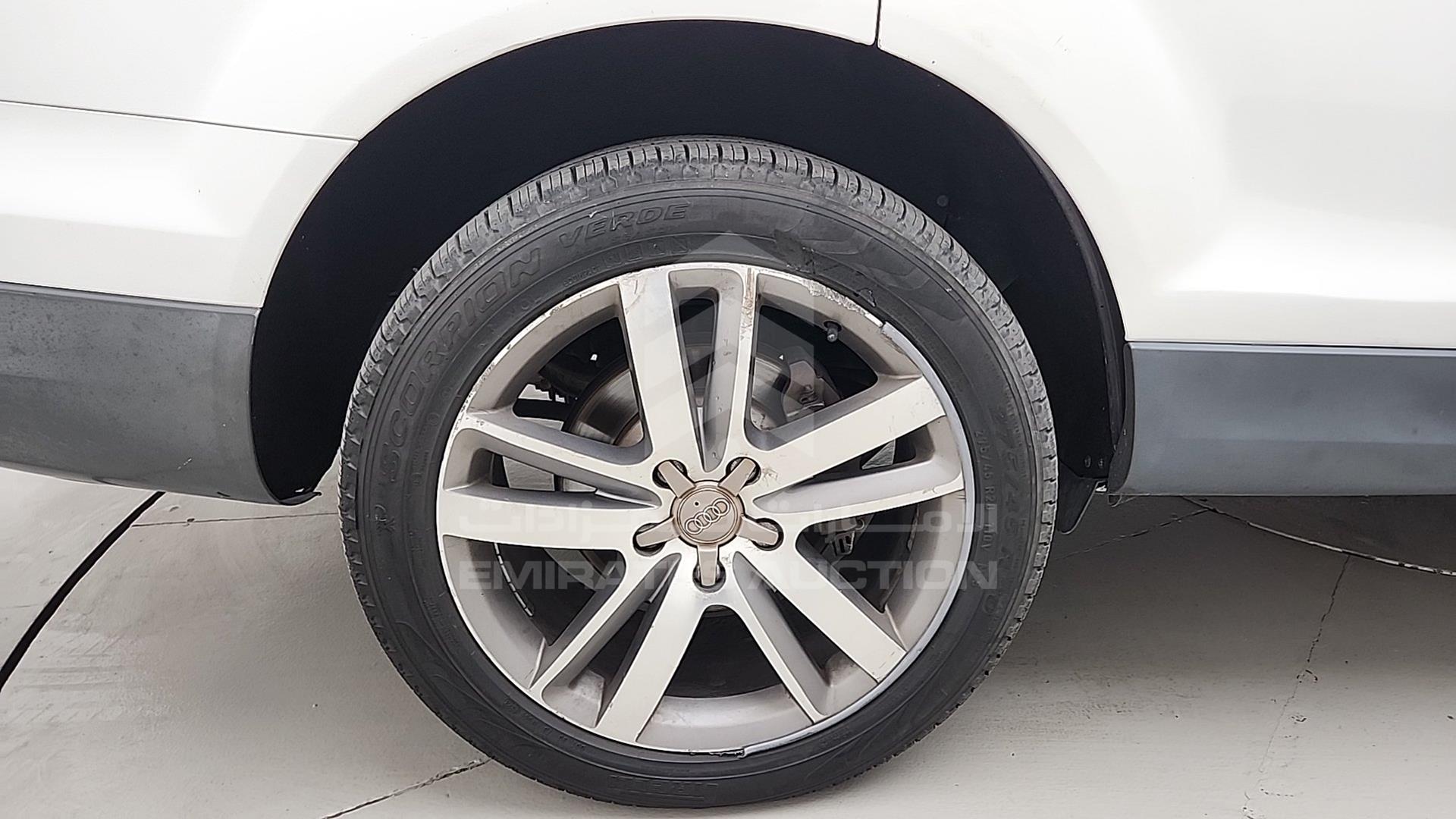 2011 AUDI Q7 VIN: WAUAGD4L6BD008768