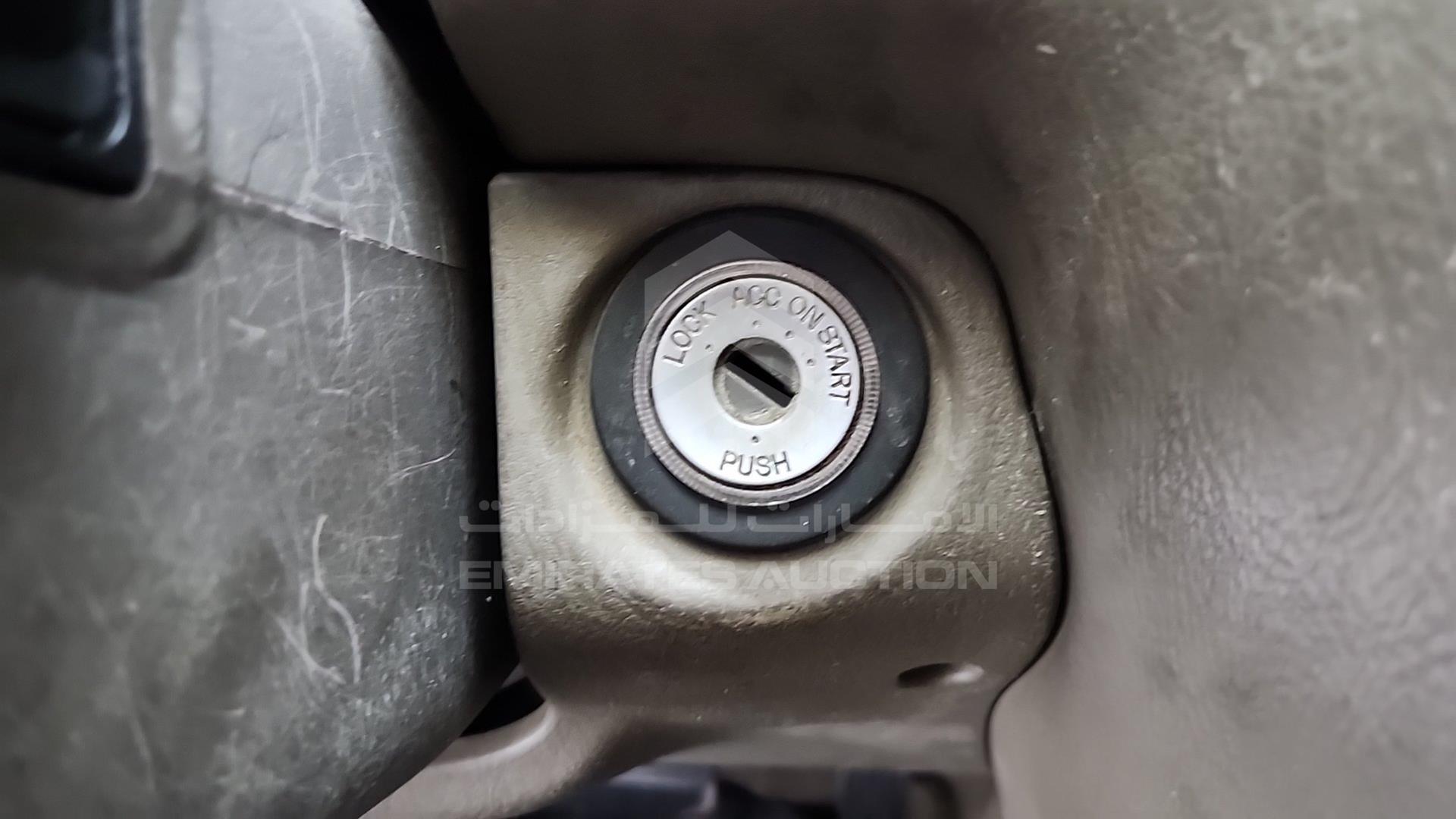 2004 HYUNDAI SANTA FE VIN: KMHSC81D74U706523