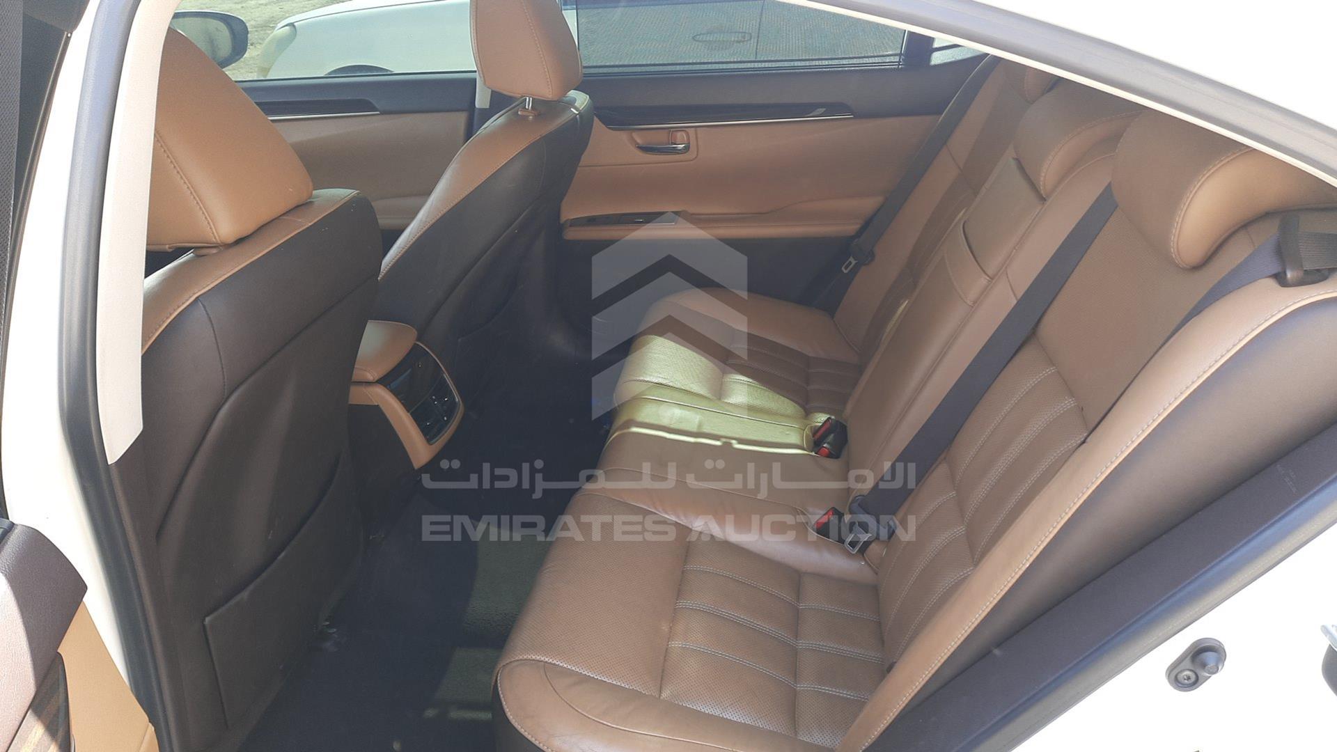 2016 LEXUS ES 350 VIN: JTHBK1GG4G2245201