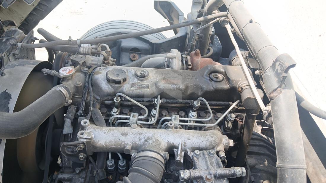 2014 Mitsubishi Canter — Engine Bay — Photo 41