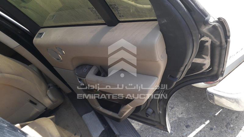 SALGA2DF9GA260951 Auction: EmiratesAuction Lot: 408501 SALGA2DF9GA260951 Range Rover Vogue 2016 BLACK Photo 22