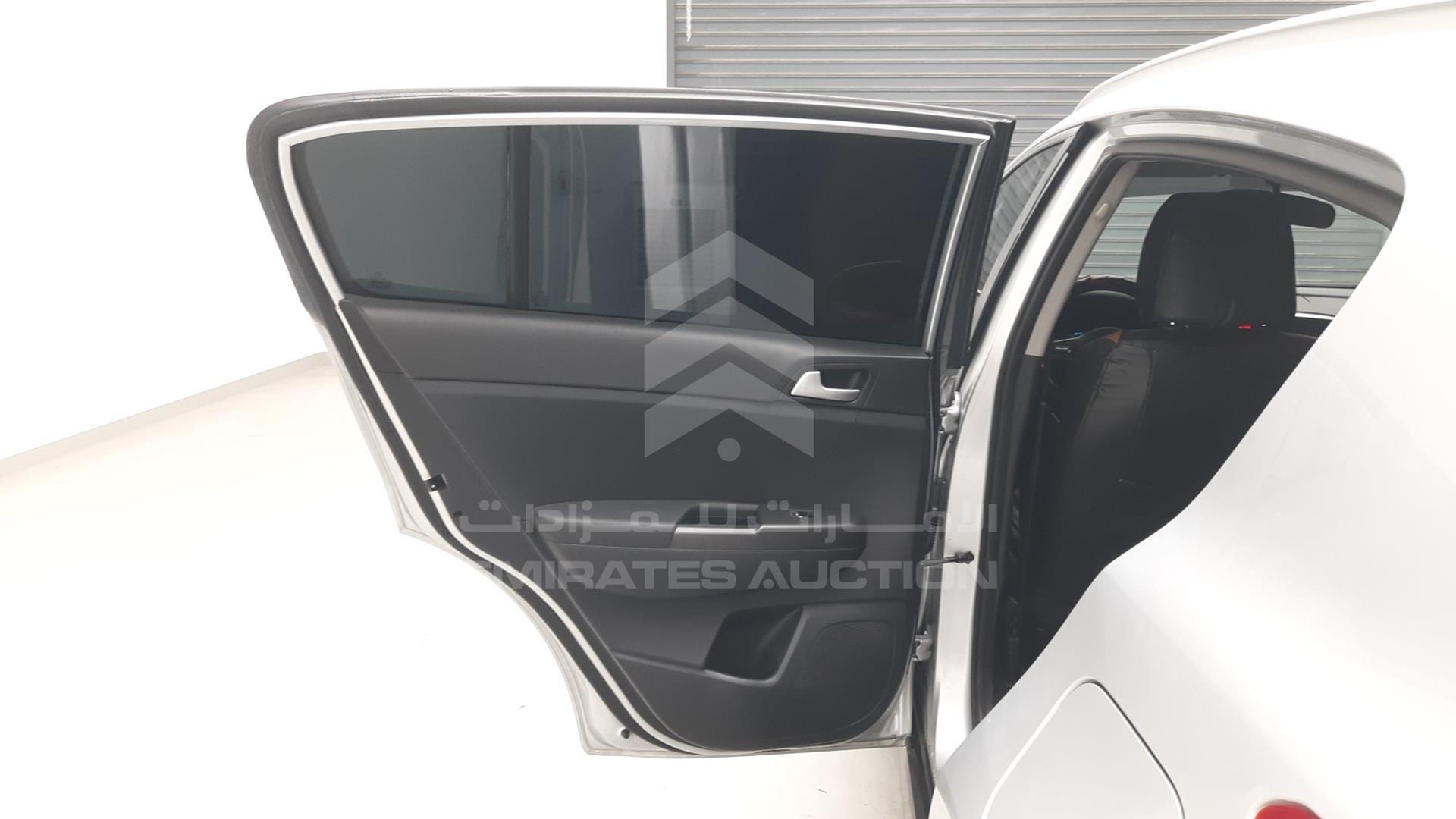 2020 KIA SPORTAGE VIN: U5YPG8141LL742794