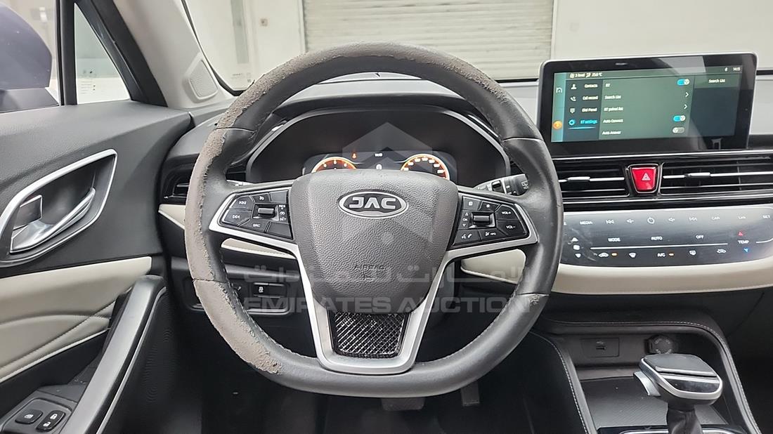 2023 JAC JS4 — Steering & Mounted Controls — Photo 15