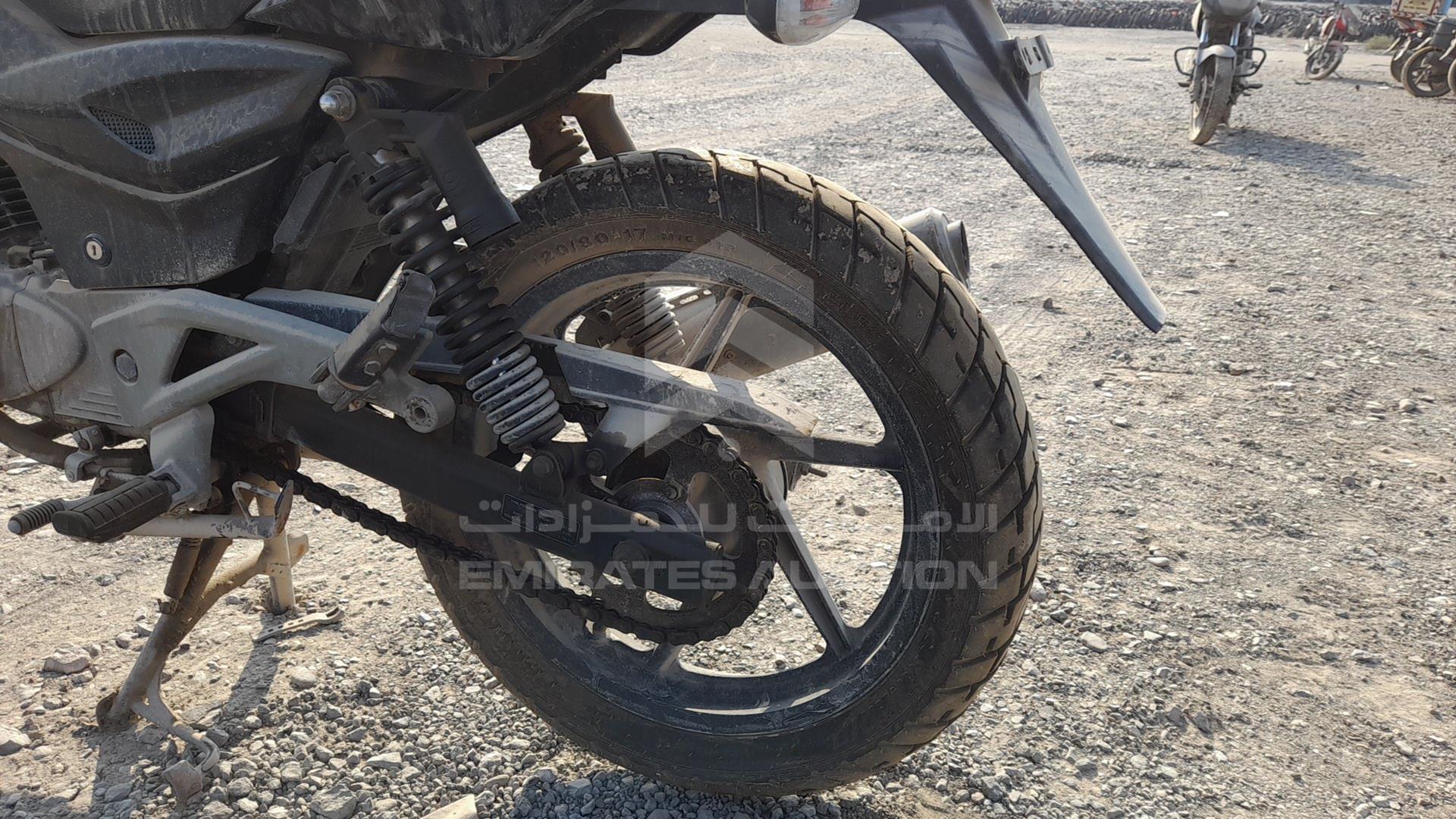 2016 BAJAJ PULSAR 180CC VIN: MD2A12DZ3GCF76693