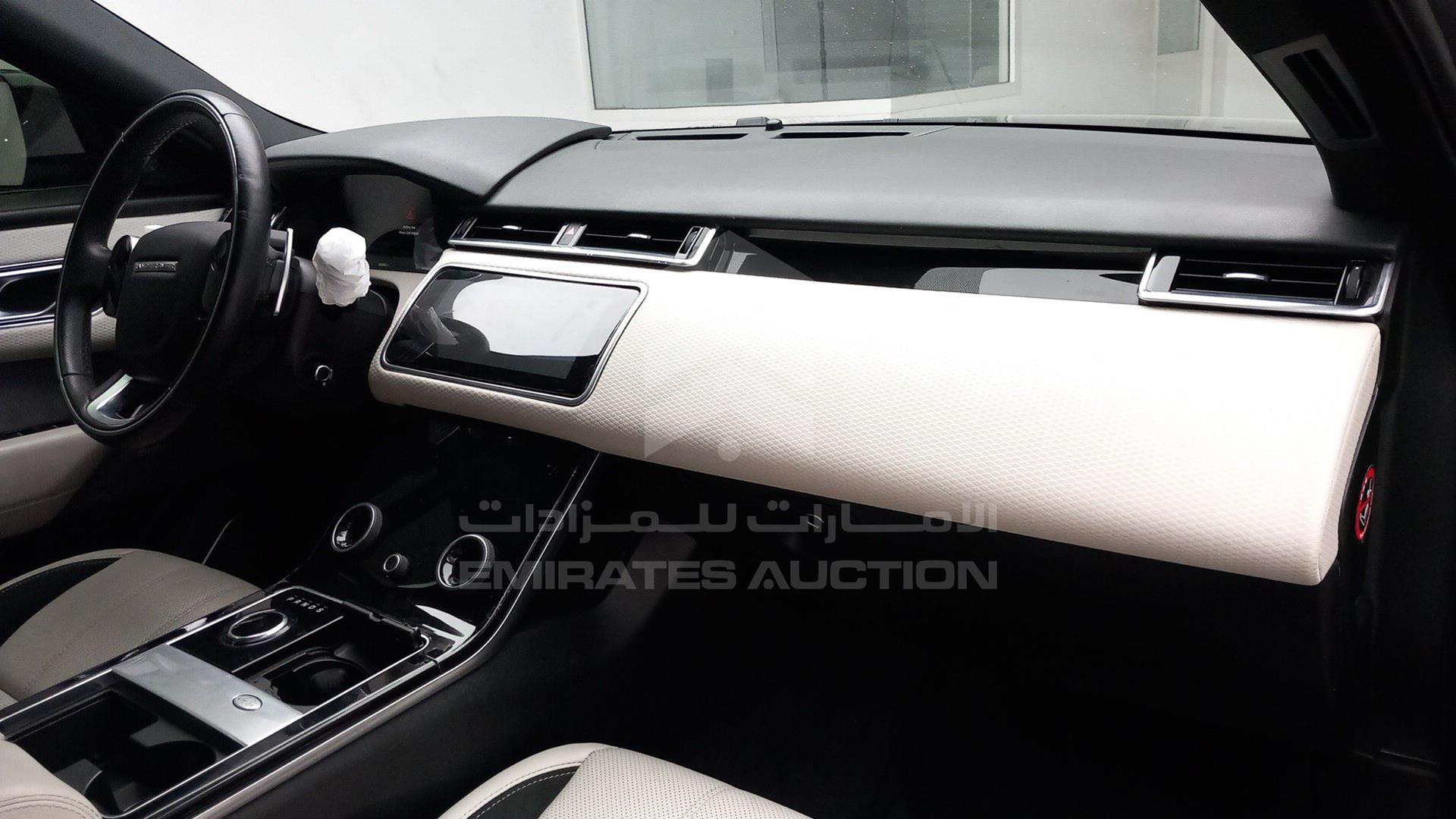 2020 RANGE ROVER VELAR VIN: SALYA2BV5LA291820