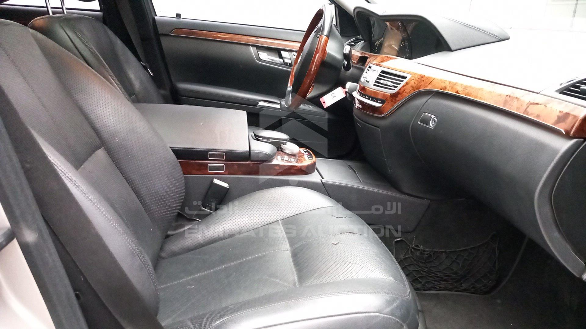 2008 MERCEDES S 450 VIN: WDDNF84X38A164610