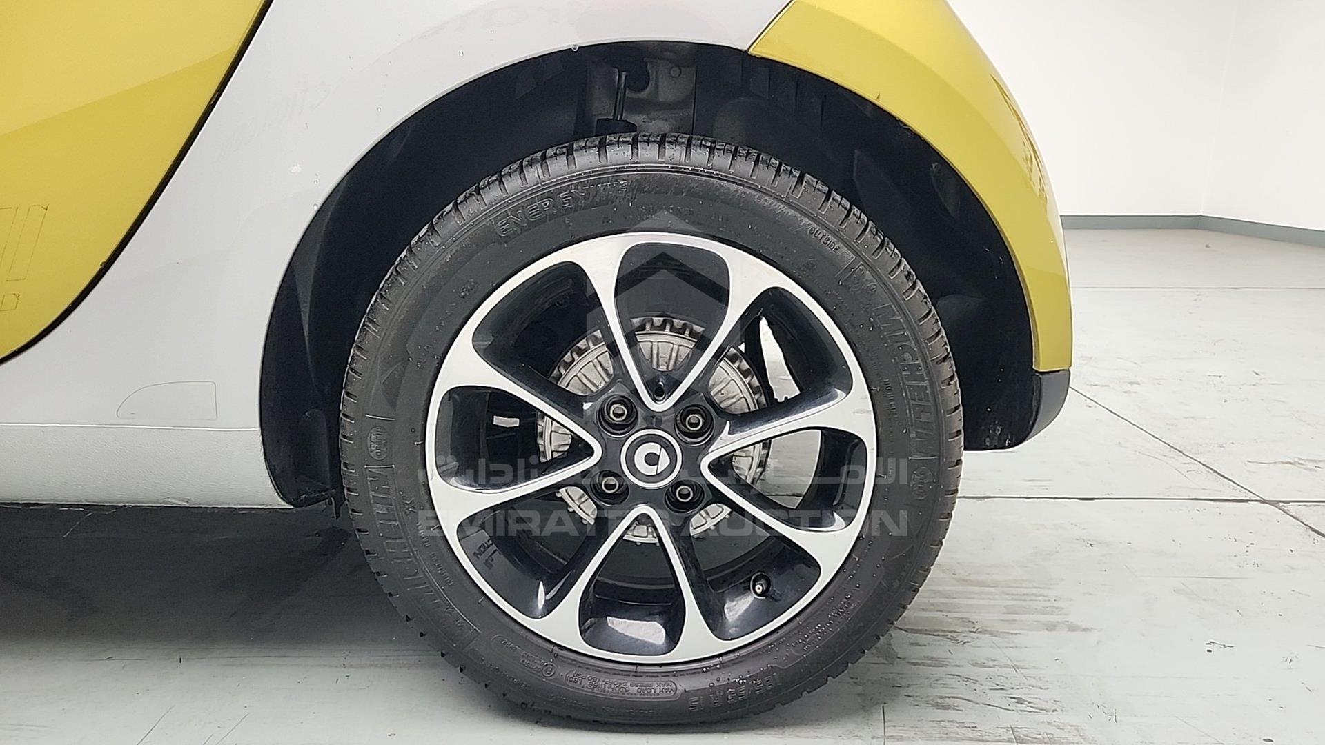 2016 SMART FORTWO VIN: WMEFJ5DA2GK071952
