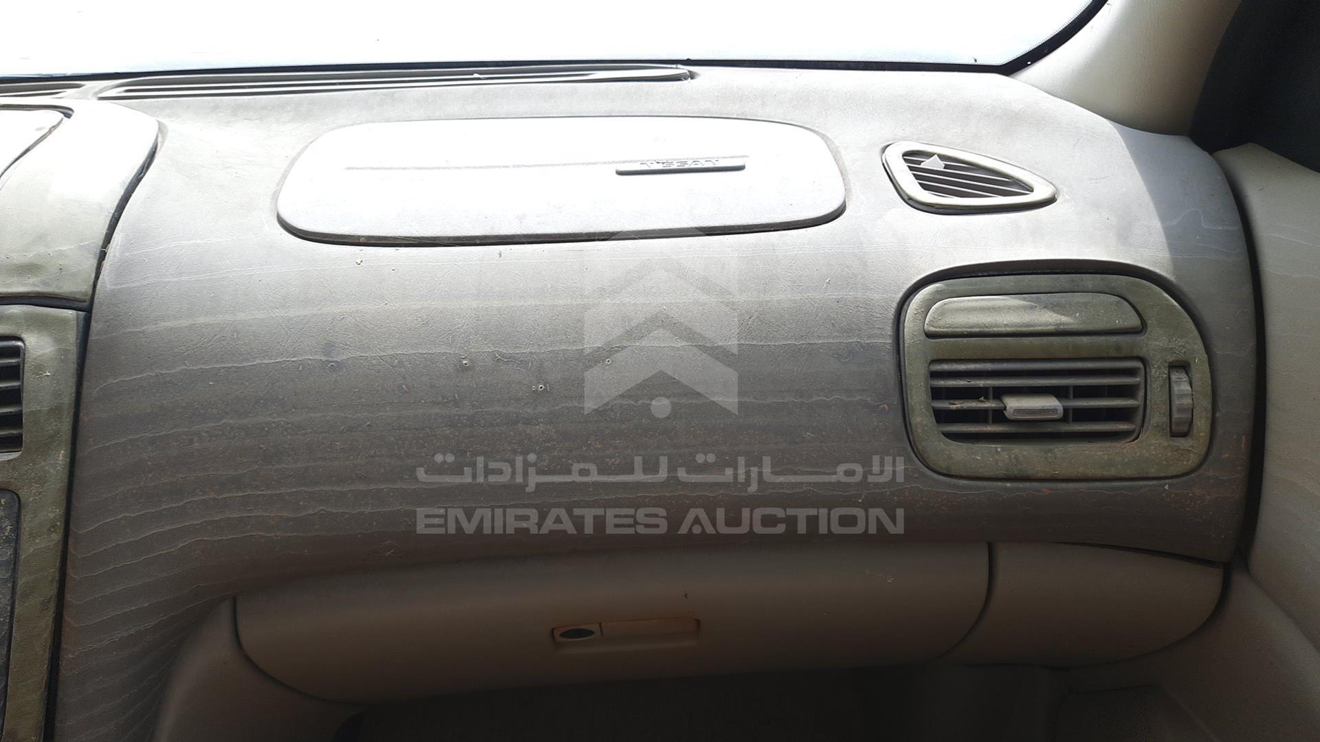 0 NISSAN MAXIMA VIN: JN1CA31S83T671076