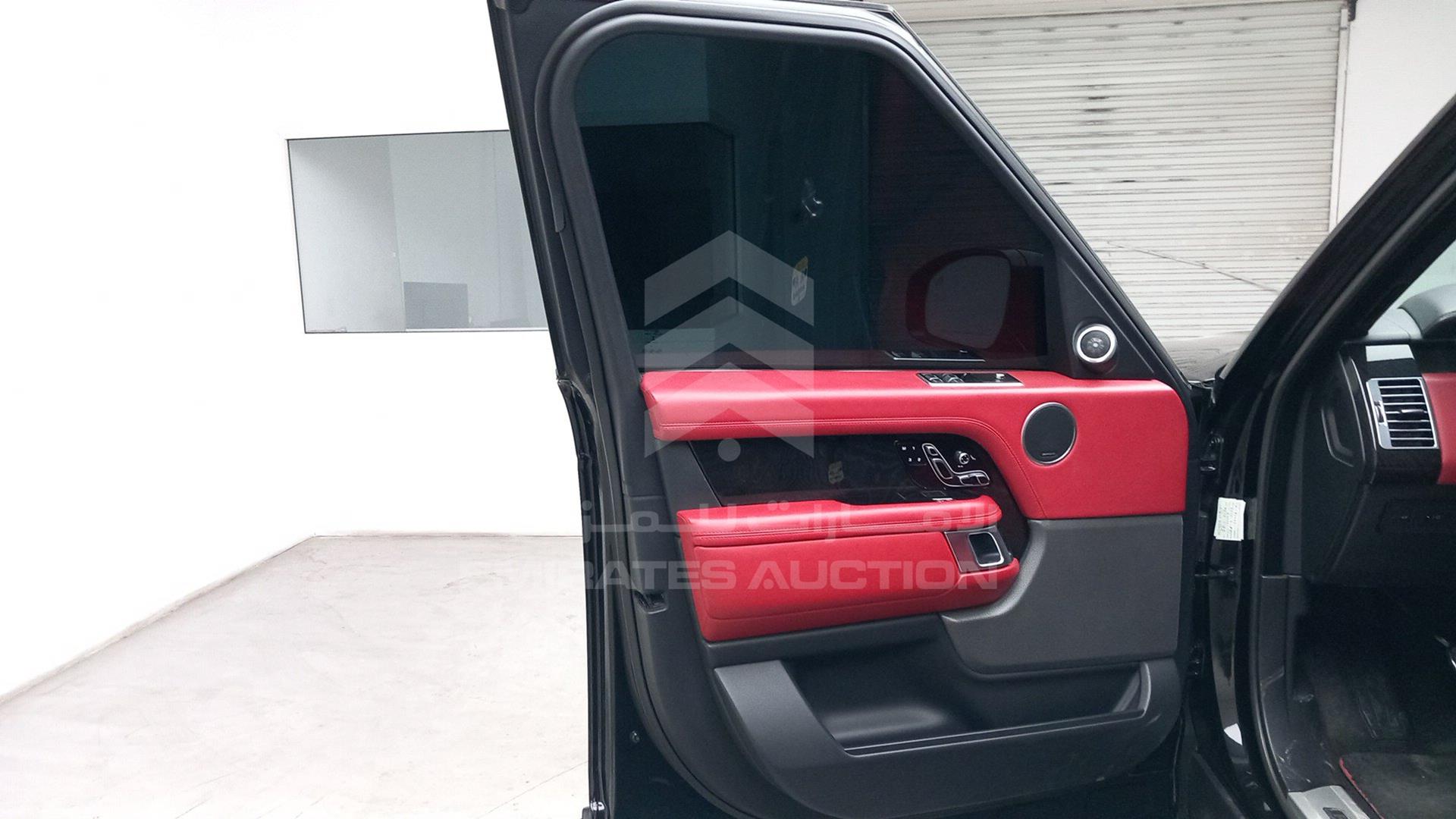 2018 RANGE ROVER VOGUE VIN: SALGA2BE5JA502586