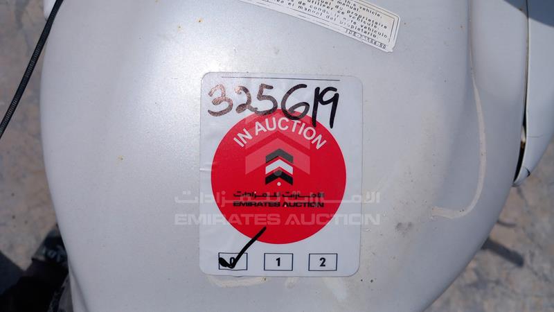 ME1KG0593D2003482 Auction: EmiratesAuction Lot: 406851 ME1KG0593D2003482 Yamaha Motorbike 2013 SILVER Photo 14