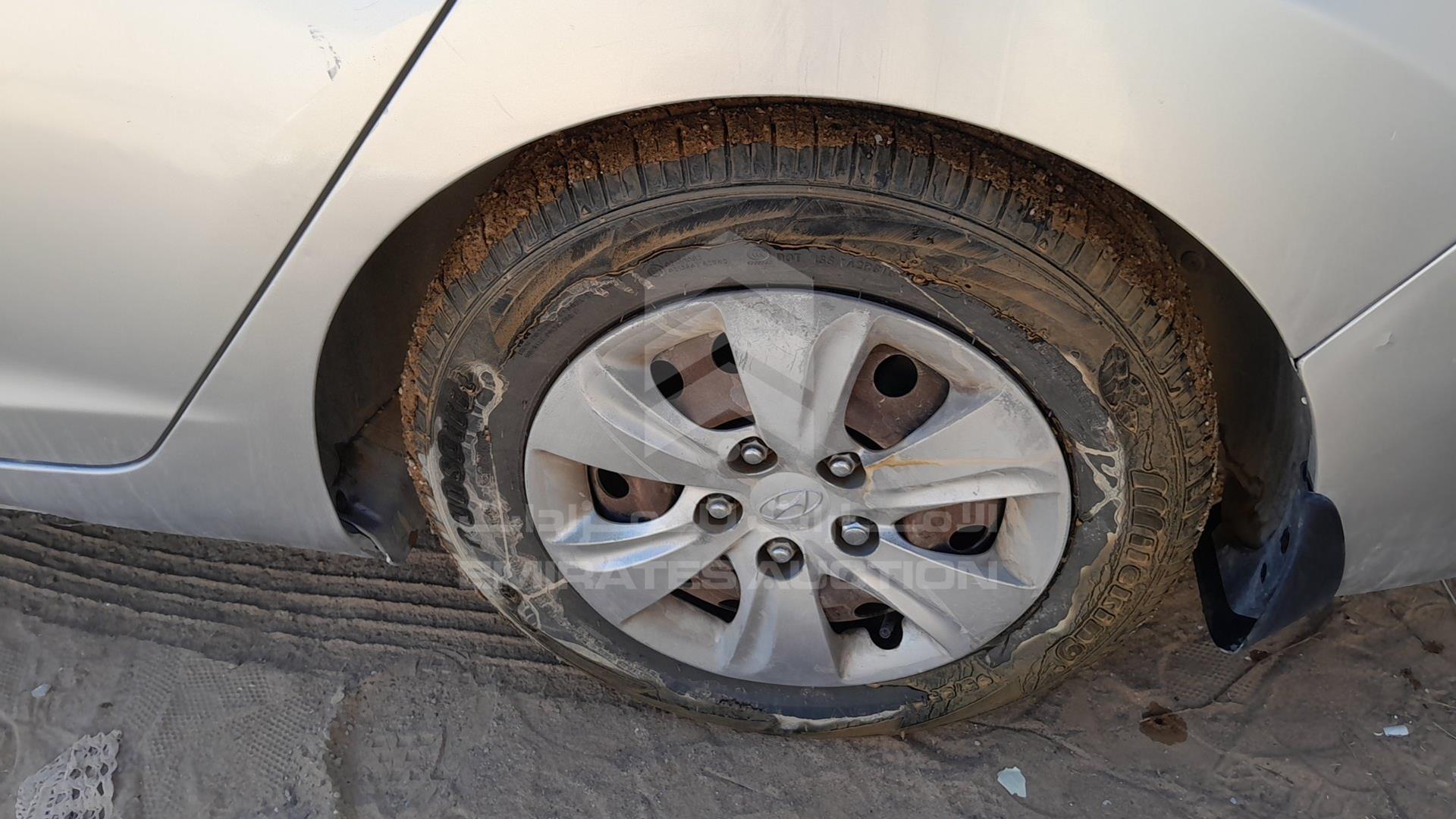 2012 HYUNDAI ELANTRA VIN: KMHDG41C0CU447689