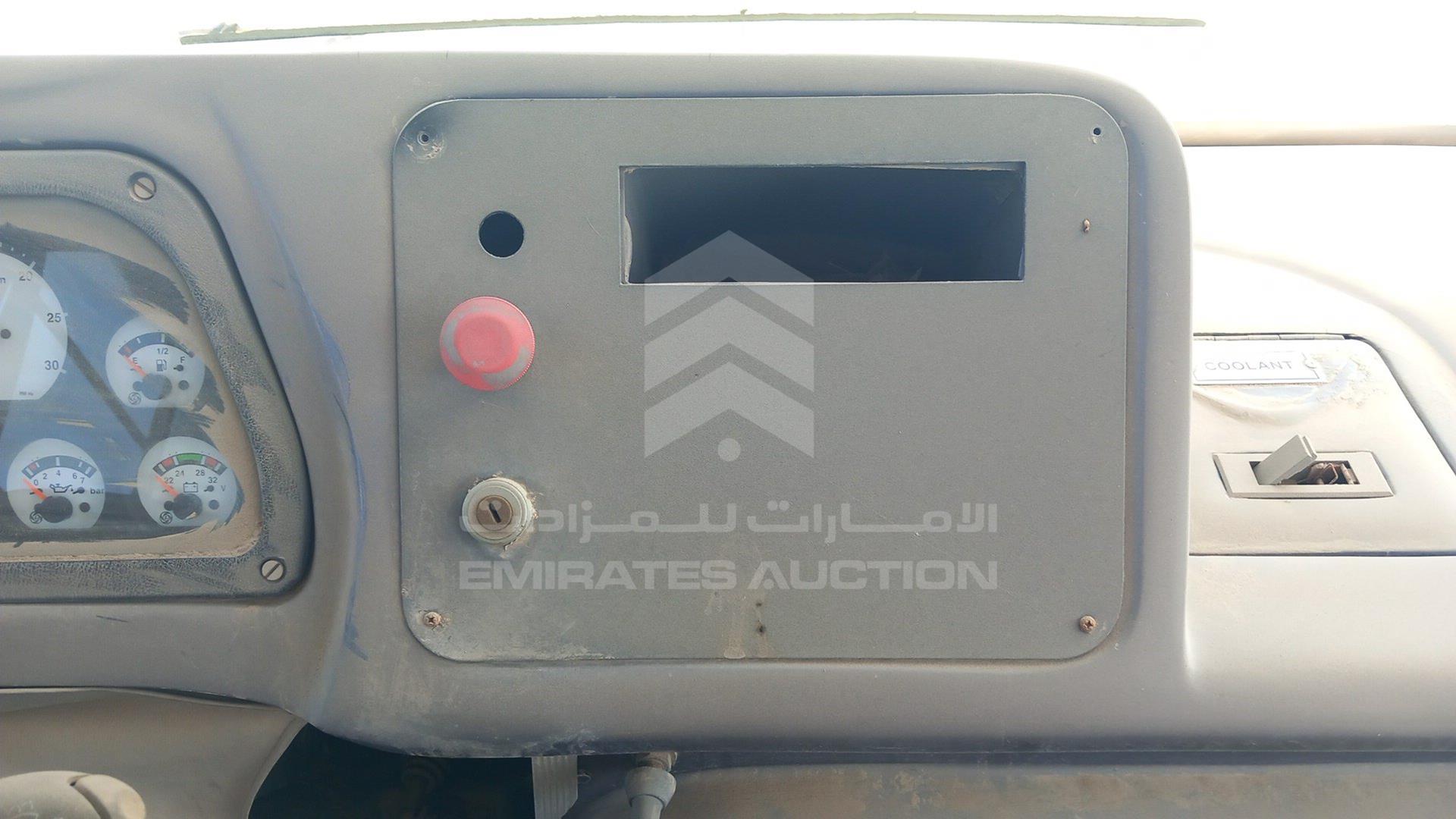 2015 ASHOK LEYLAND FALCON VIN: MB1PBEFA9FUEA0086