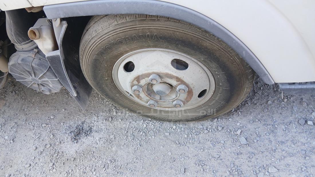 2014 Isuzu NMR — Front Right Tyre — Photo 27