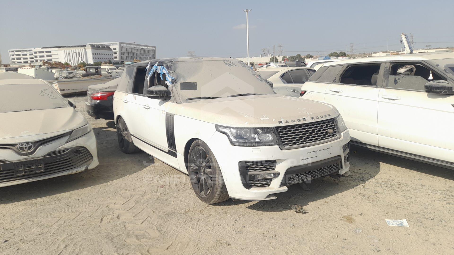 2015 RANGE ROVER VOGUE VIN: SALGA2EF4FA221276