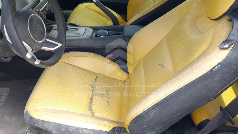 VIN: 2G1FB1EV0A9190039 Auction: EmiratesAuction Lot: 404930 VIN: 2G1FB1EV0A9190039 Chevrolet Camaro 2010 BLACK Photo 11