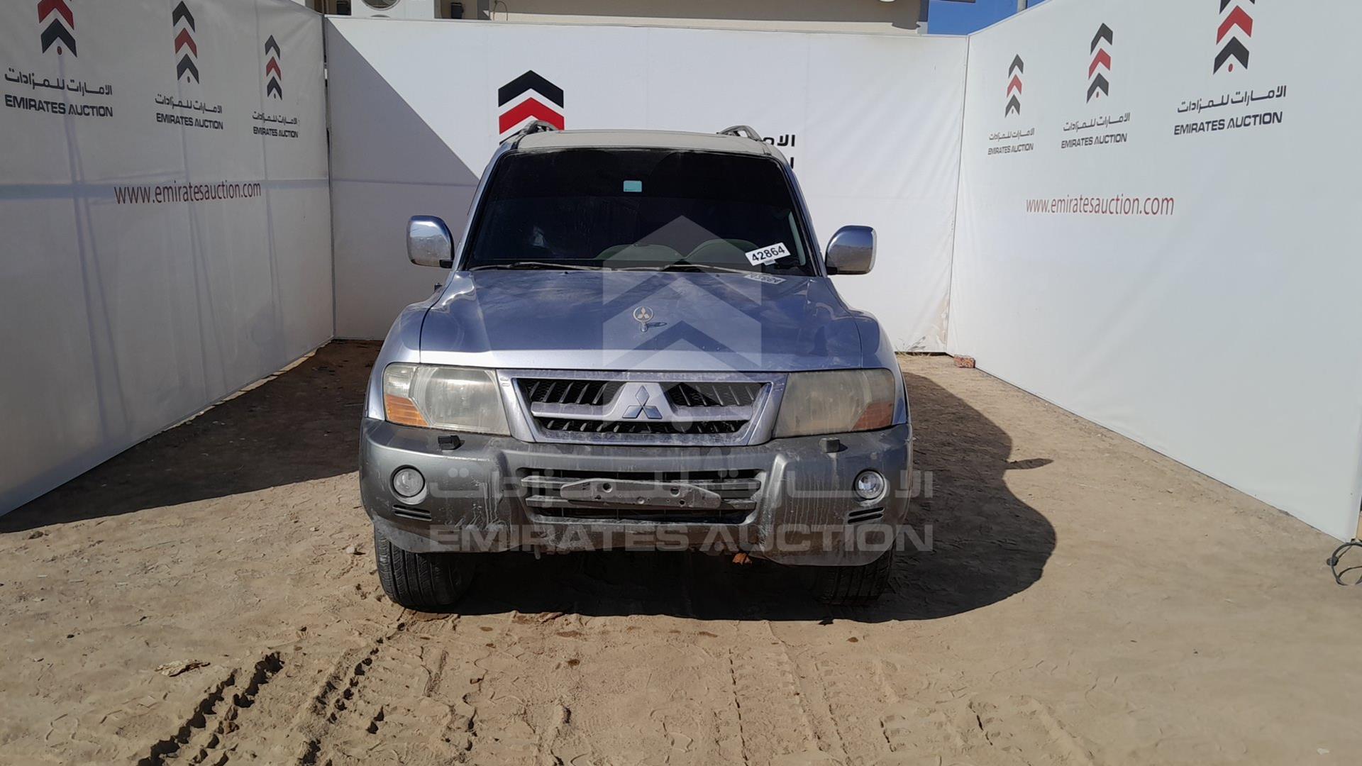 2004 MITSUBISHI PAJERO VIN: JE4MR62R04J702153