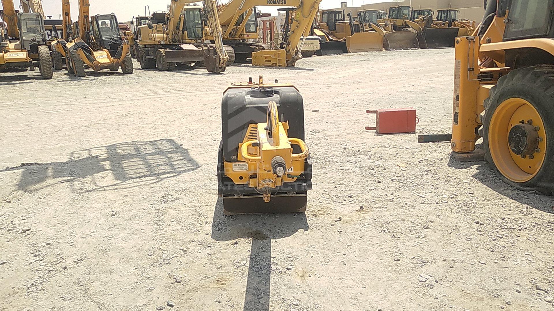 0 JCB --- VIN: GATVD070J02703693