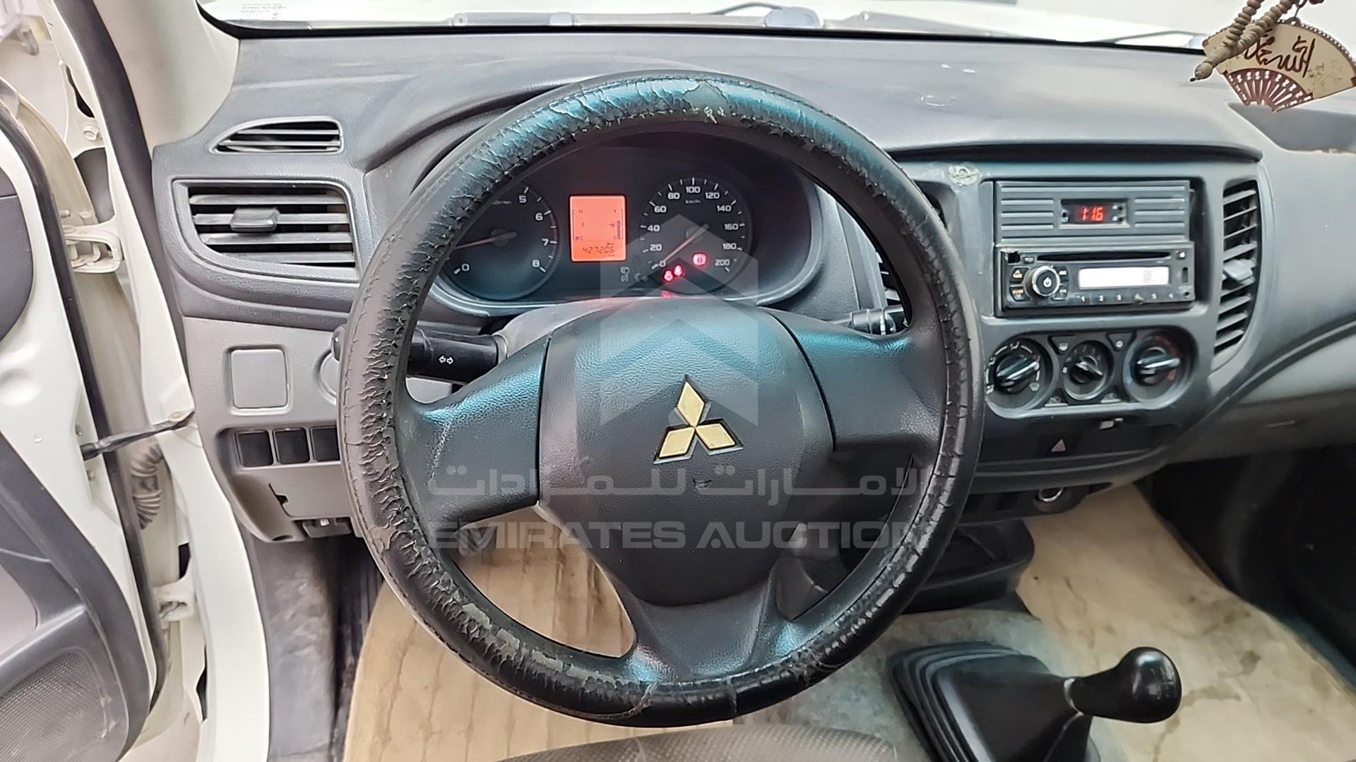 2016 MITSUBISHI L 200 VIN: MMBENKJ40GH046627
