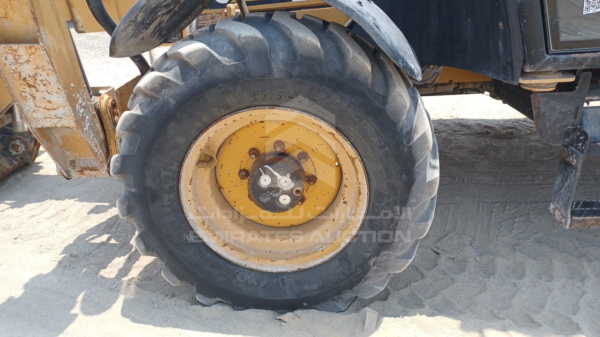 2007 CATERPILLAR TH360B VIN: YC5000000TBH00391