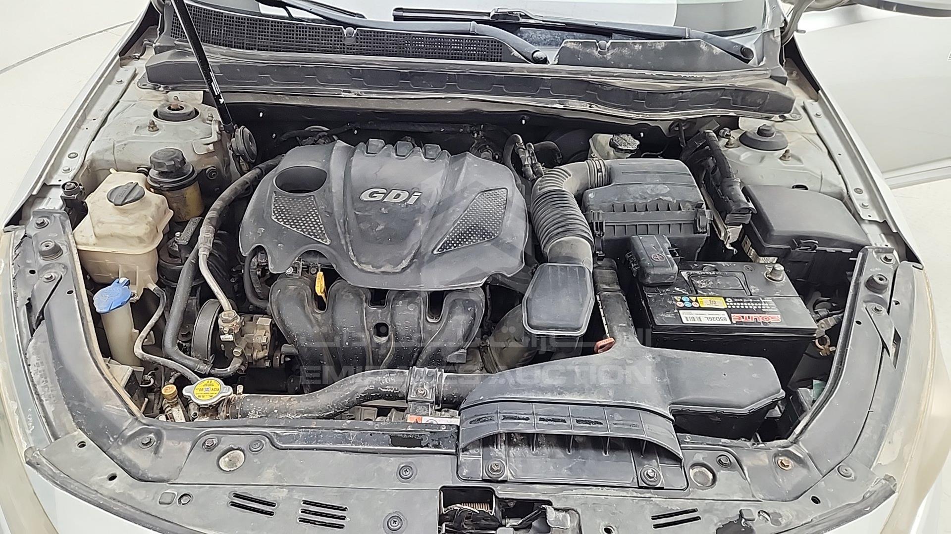2011 KIA K5 VIN: KNAGN415BBA150063
