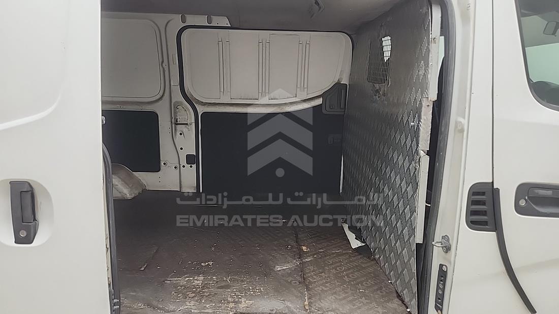 2014 Nissan Urvan — Rear Right Passenger View — Photo 15