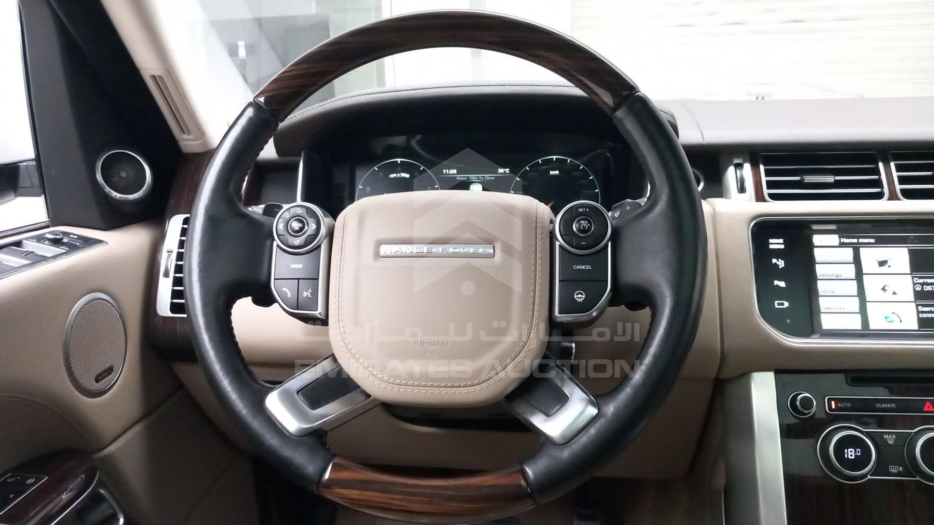 2014 RANGE ROVER VOGUE VIN: SALGA2EF0EA174181