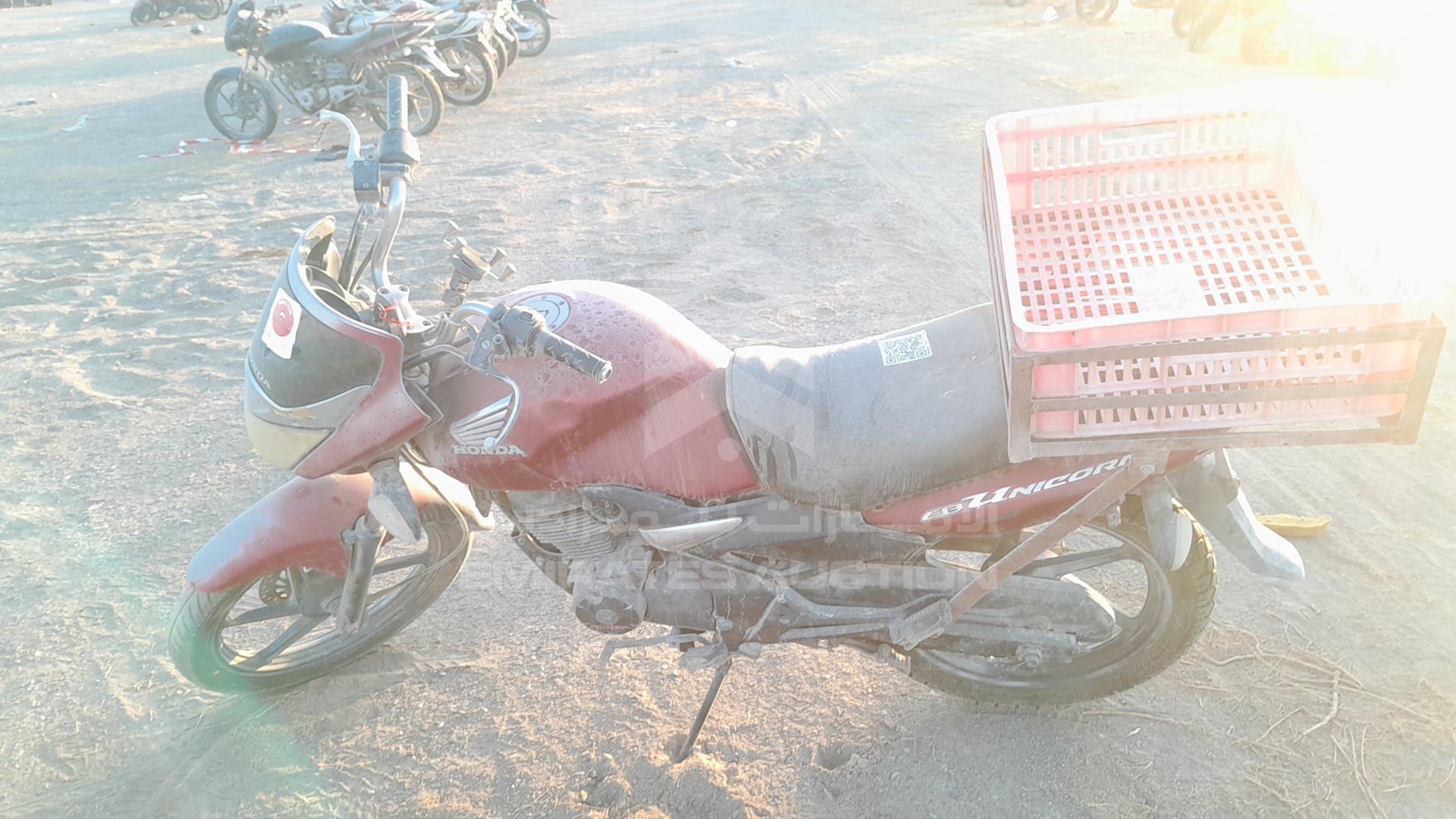 2010 HONDA CBF 150 VIN: ME4KC09CEA8015771