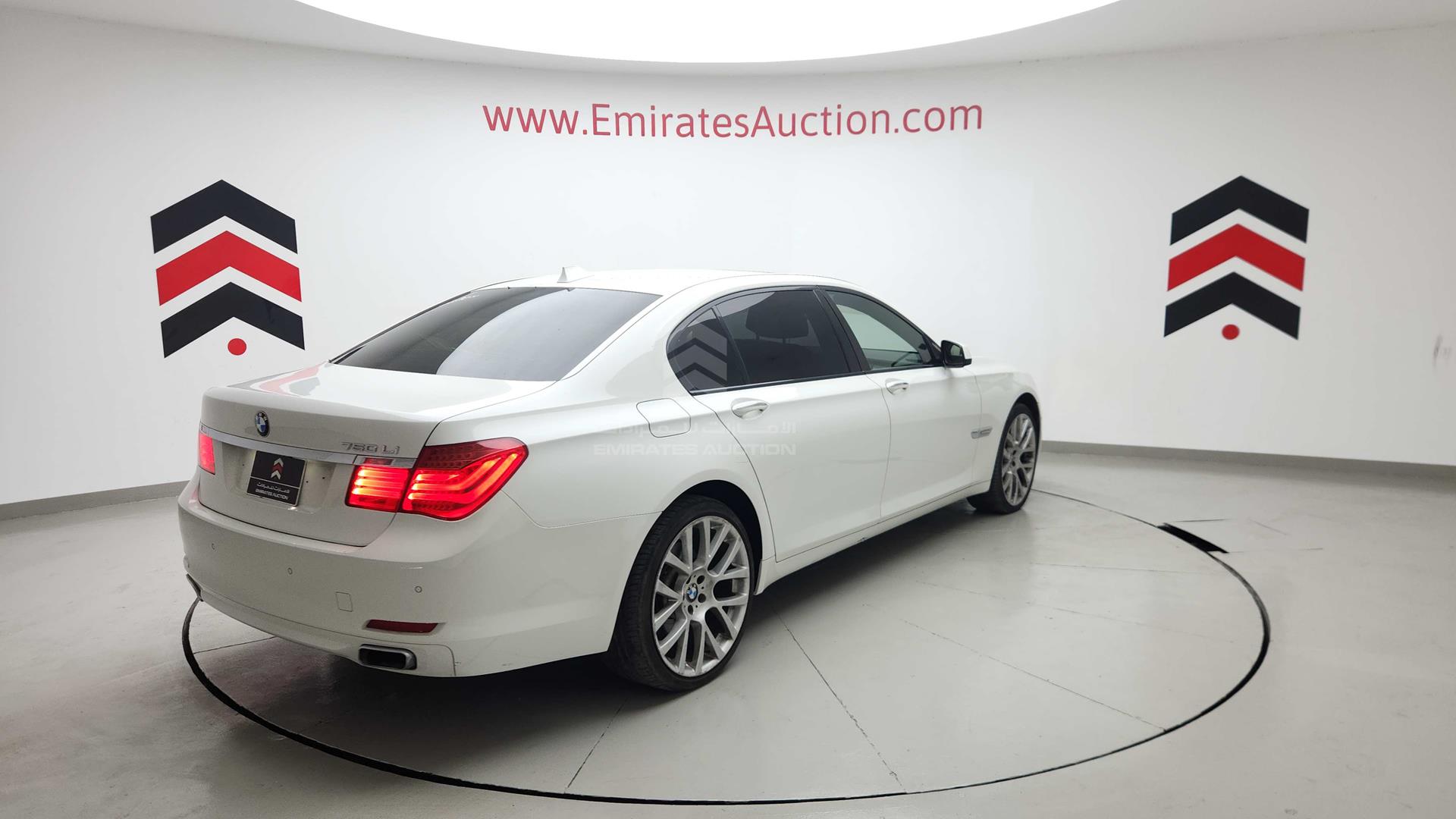 2009 BMW 740 LI VIN: WBAKB41069CY45887