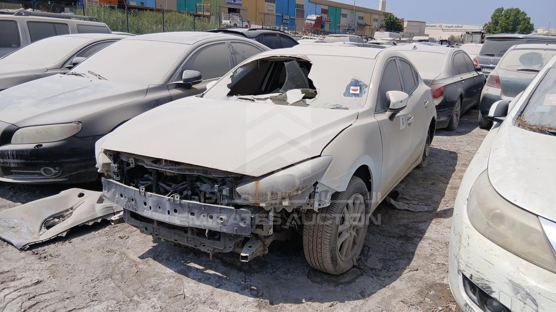 2017 Mazda 3 - Scrap without document — Front Left Angle — Photo 4