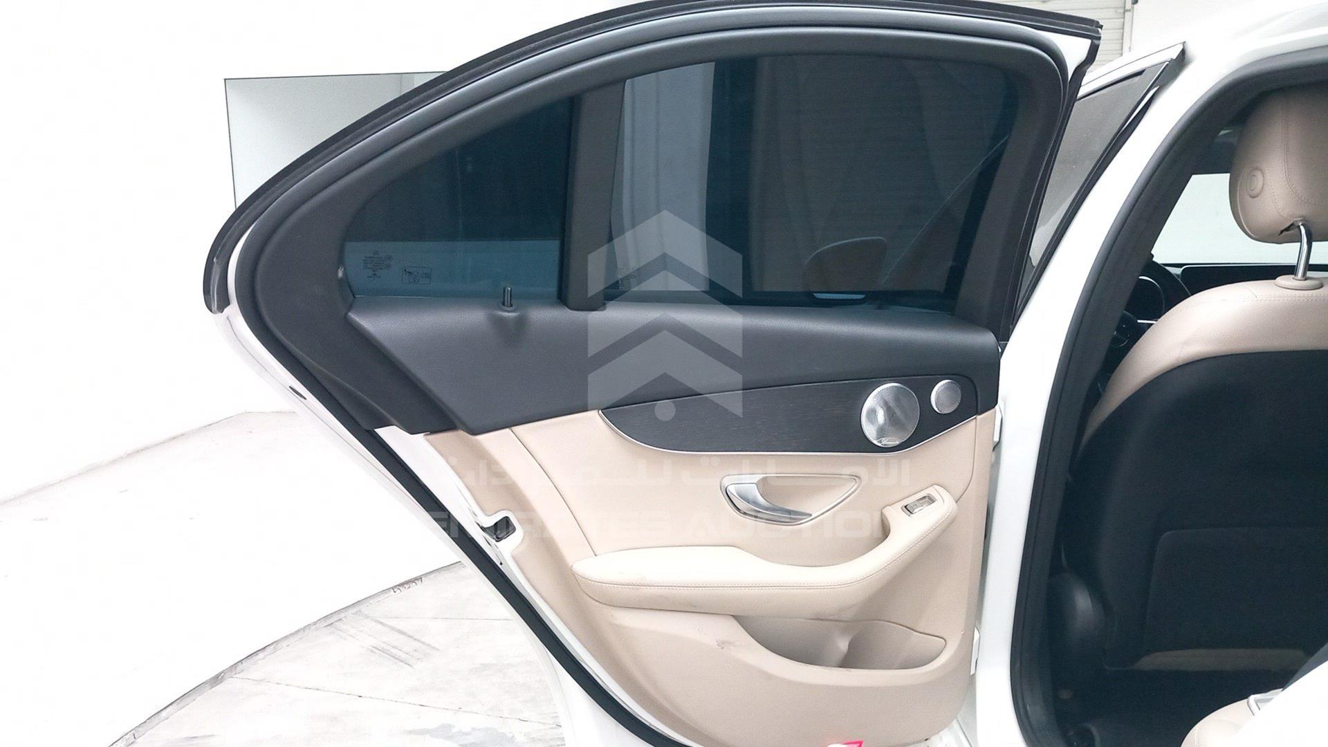 2020 MERCEDES C 300 VIN: W1KWF8EB0LR590871