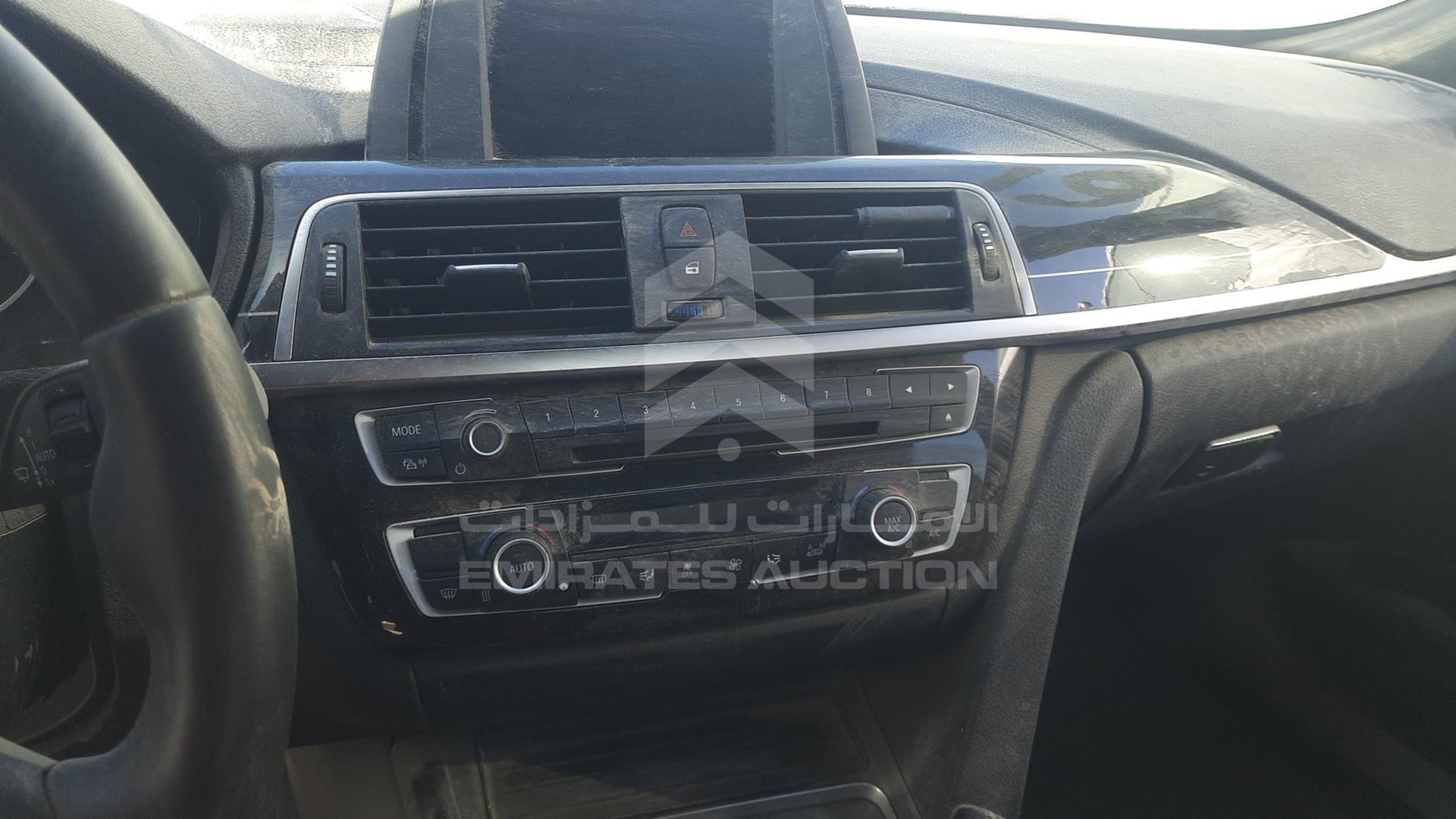 2018 BMW 318I VIN: WBA8E310XJEM52690