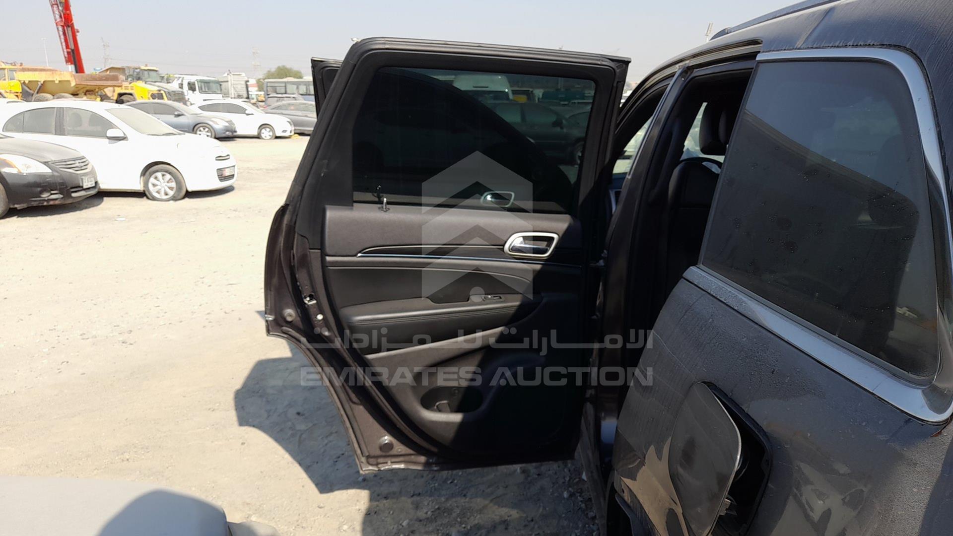 2019 JEEP GRAND CHEROKEE VIN: 1C4RJFBG6KC766852