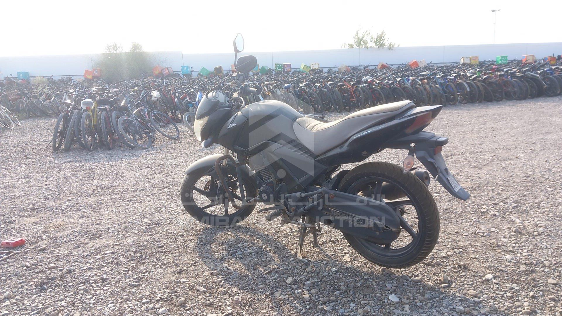 2017 HONDA UNICORN 160 VIN: ME4KC2068H8001947