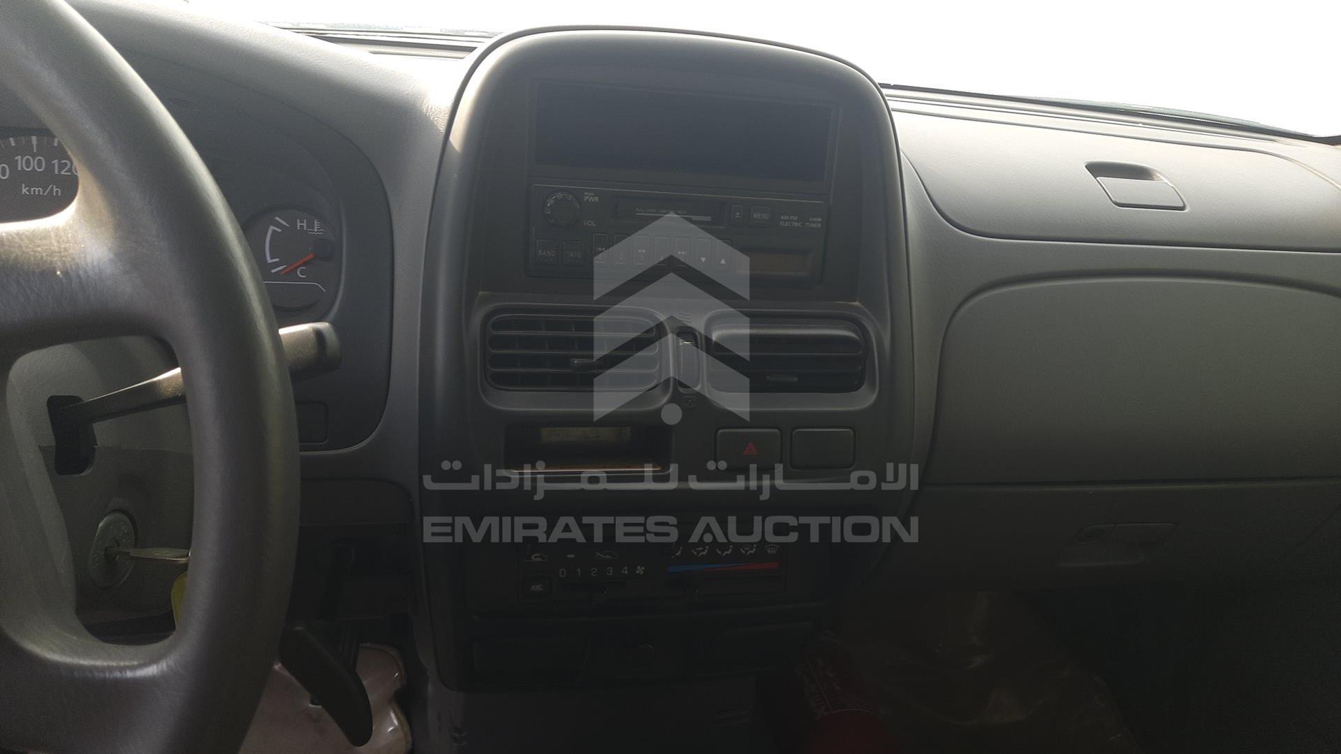 2008 NISSAN PICK UP D/C VIN: JN6DD23S58X237145