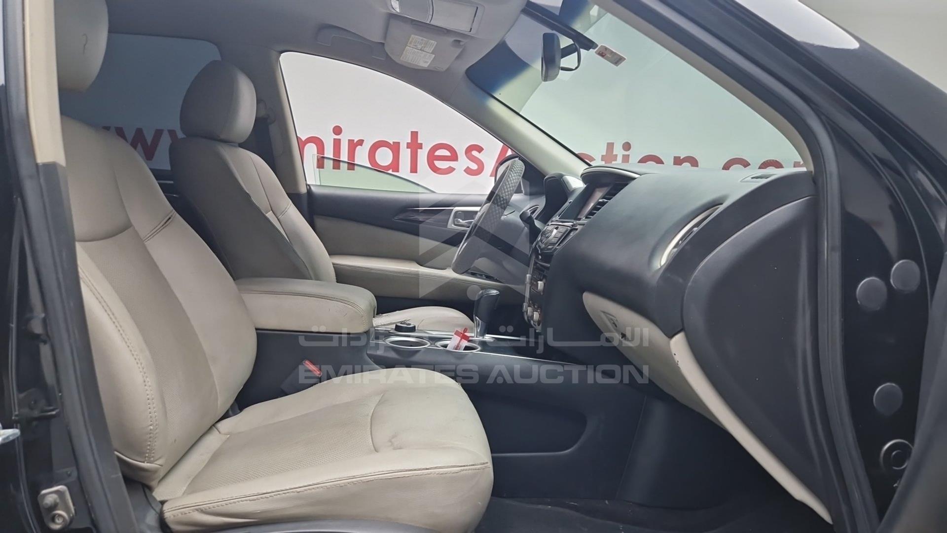 2015 NISSAN PATHFINDER VIN: 5N1AR2MM6FC620132
