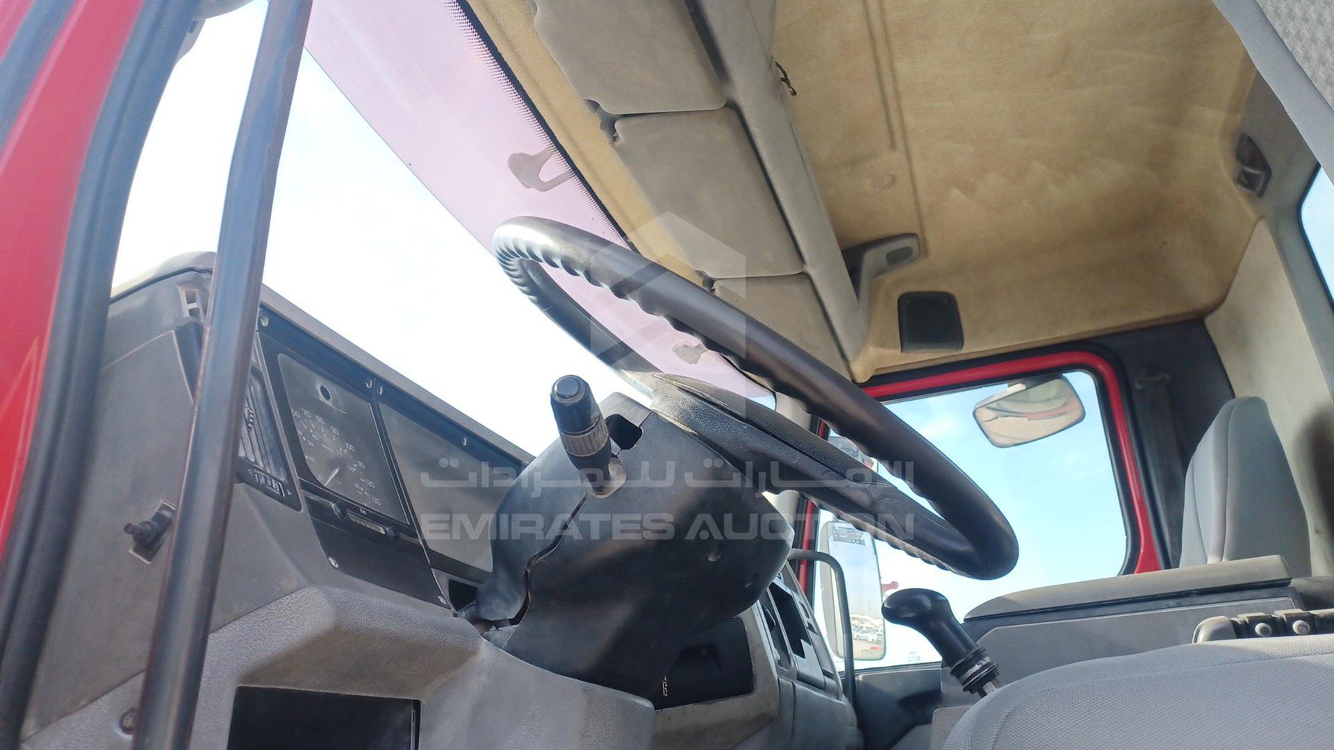 2006 RENAULT KERAX 350 VIN: VF633DVC06E105800