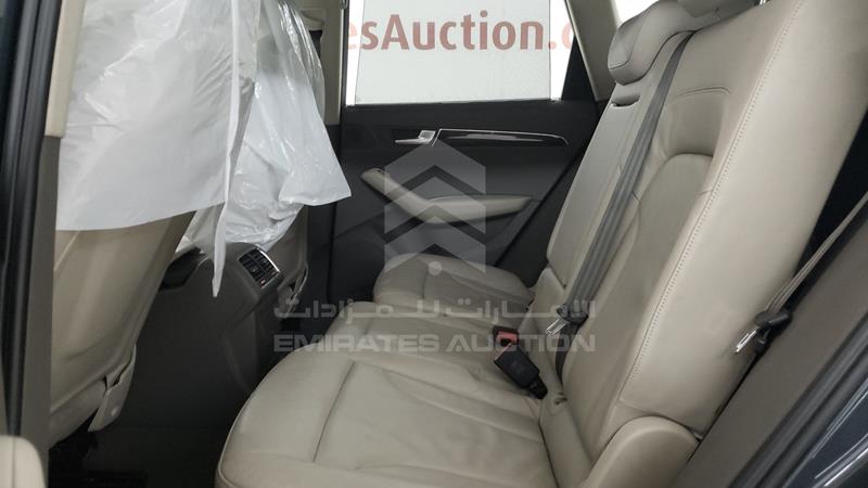 WAUKF68R29A022132 Auction: EmiratesAuction Lot: 405536 WAUKF68R29A022132 Audi Q5 2009 GREY Photo 22