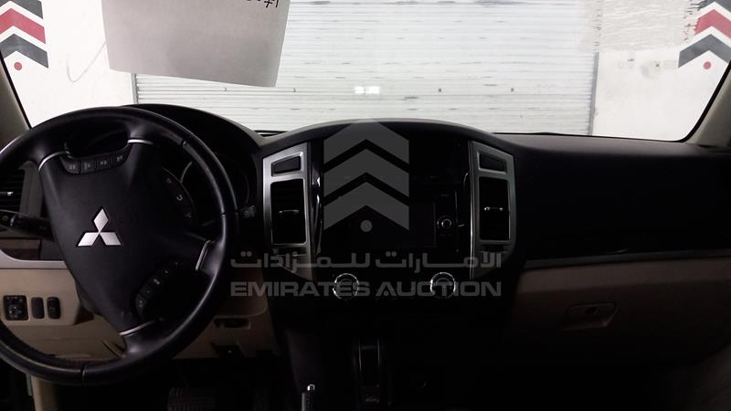 JE4MR62N1HJ708742 Auction: EmiratesAuction Lot: 410744 JE4MR62N1HJ708742 Mitsubishi Pajero 2017 -- Photo 16