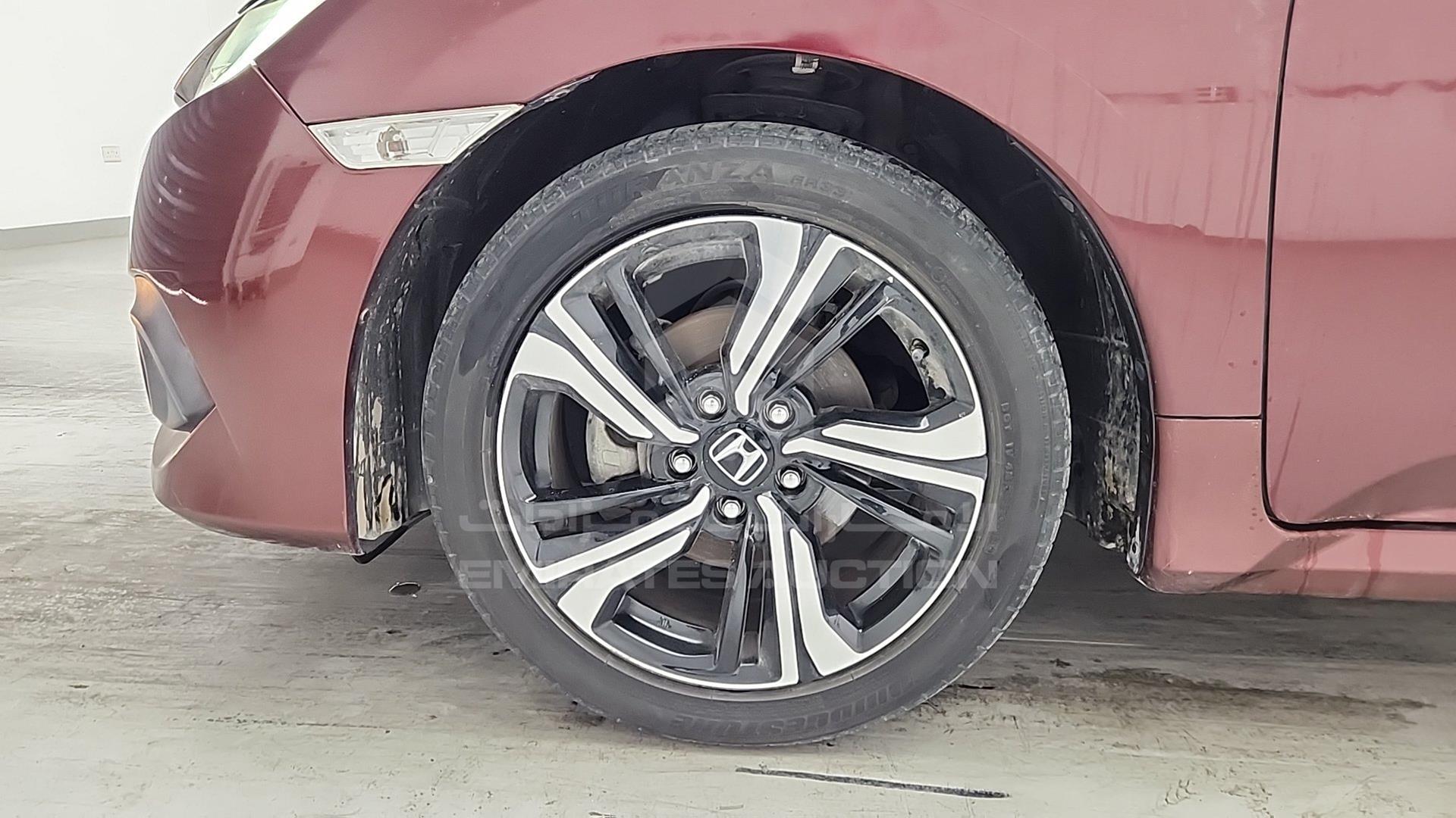 2018 HONDA CIVIC VIN: NLAFC5678JW004417