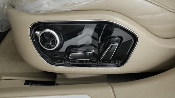 Audi S8 2014 WAUA2BFD6EN006378 Image 9