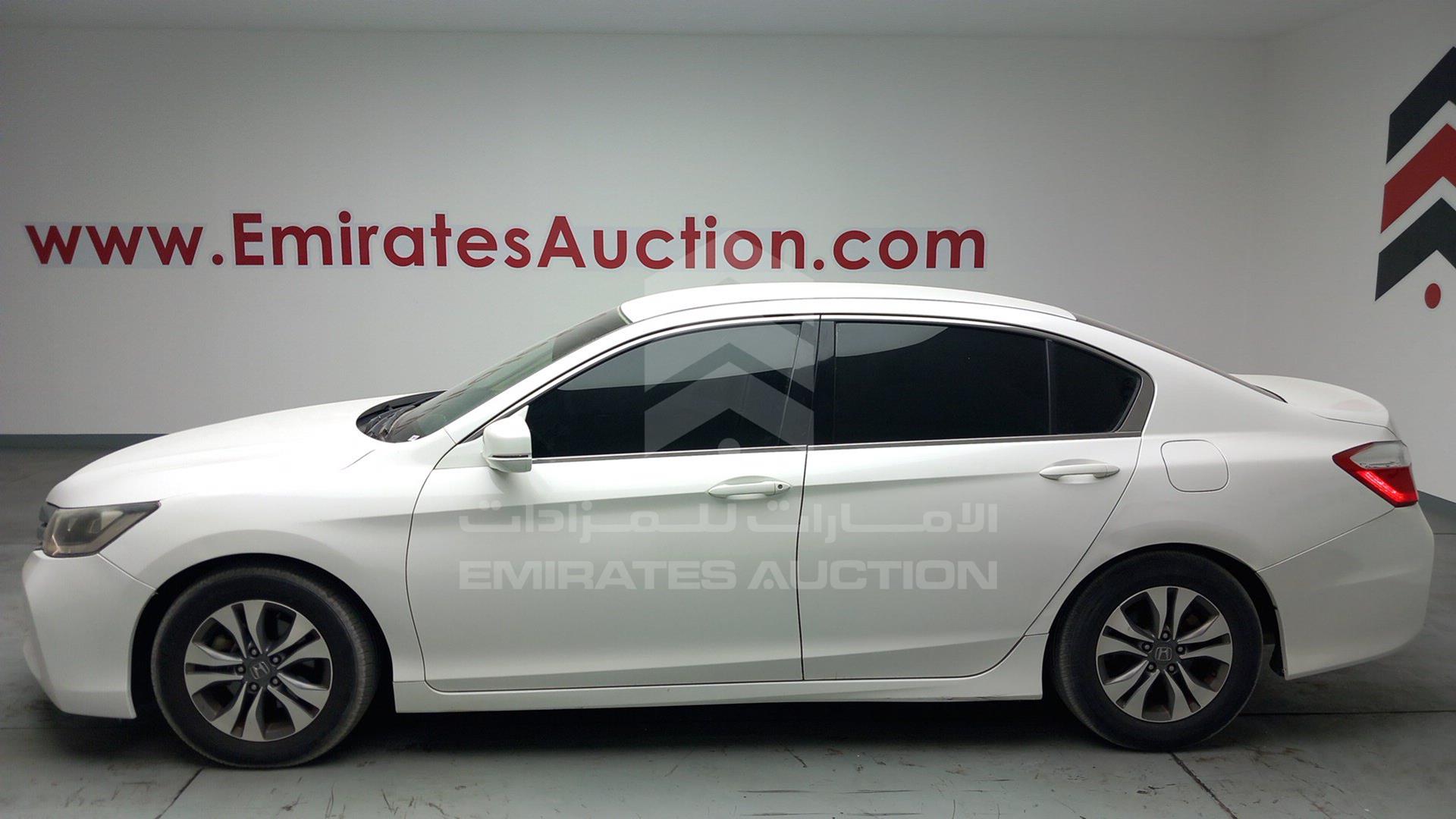 2015 HONDA ACCORD VIN: LUCCR2621F3401728