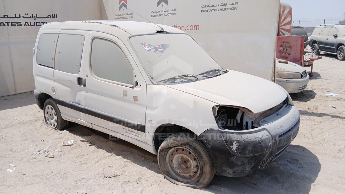 بيجو بارتنر 2006 — الزاوية الأمامية اليمنى — صورة 9