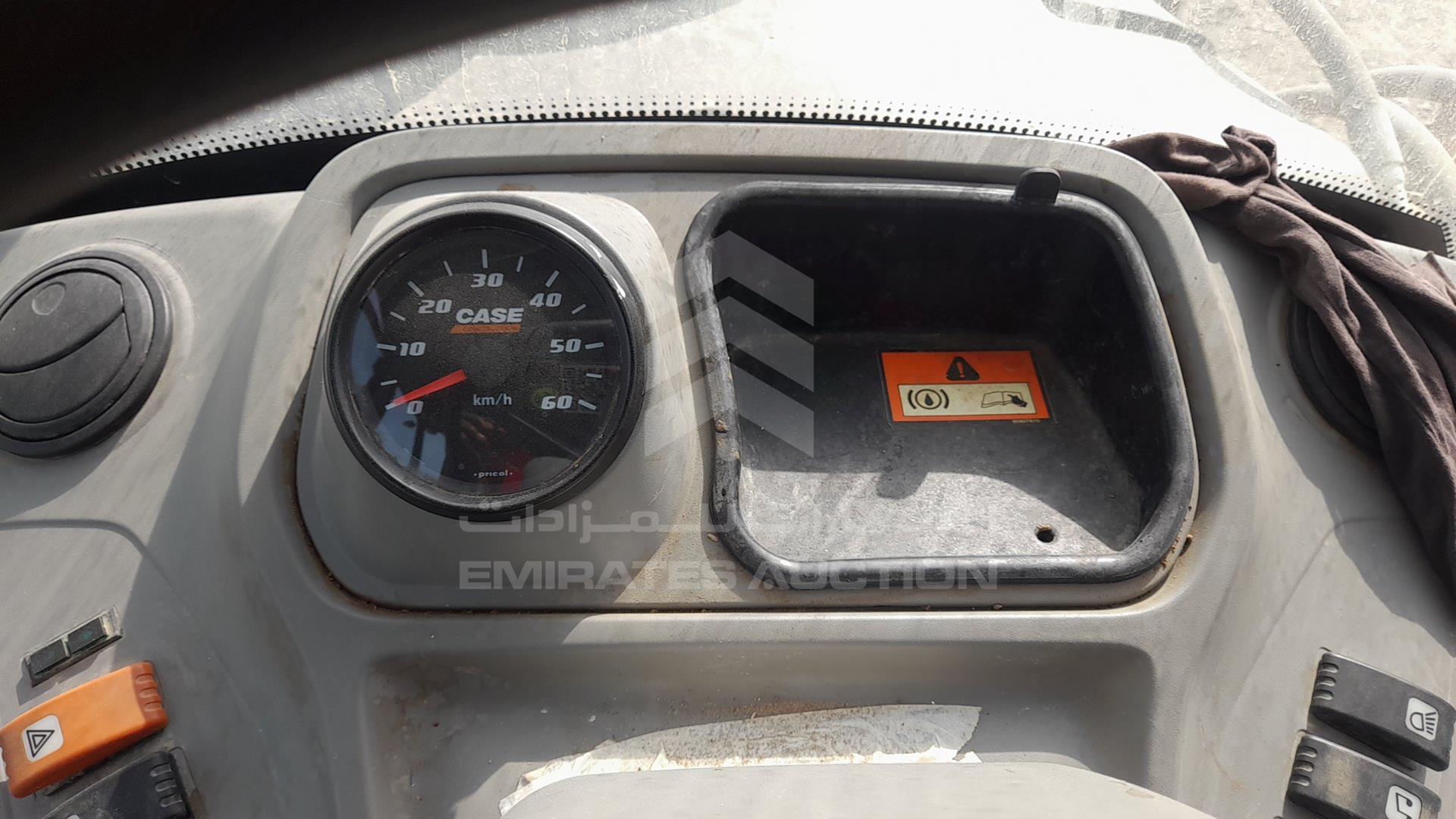 2024 CASE 570V VIN: NKJ0570VJPKH35232